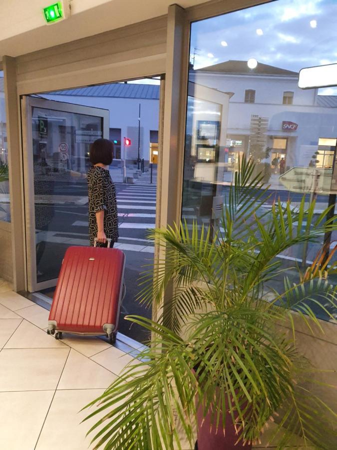 Brit Hotel Confort Nevers Centre Gare エクステリア 写真