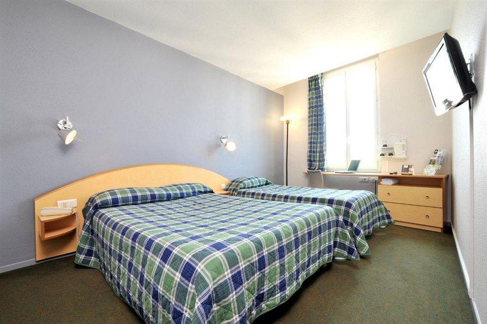 Brit Hotel Confort Nevers Centre Gare エクステリア 写真