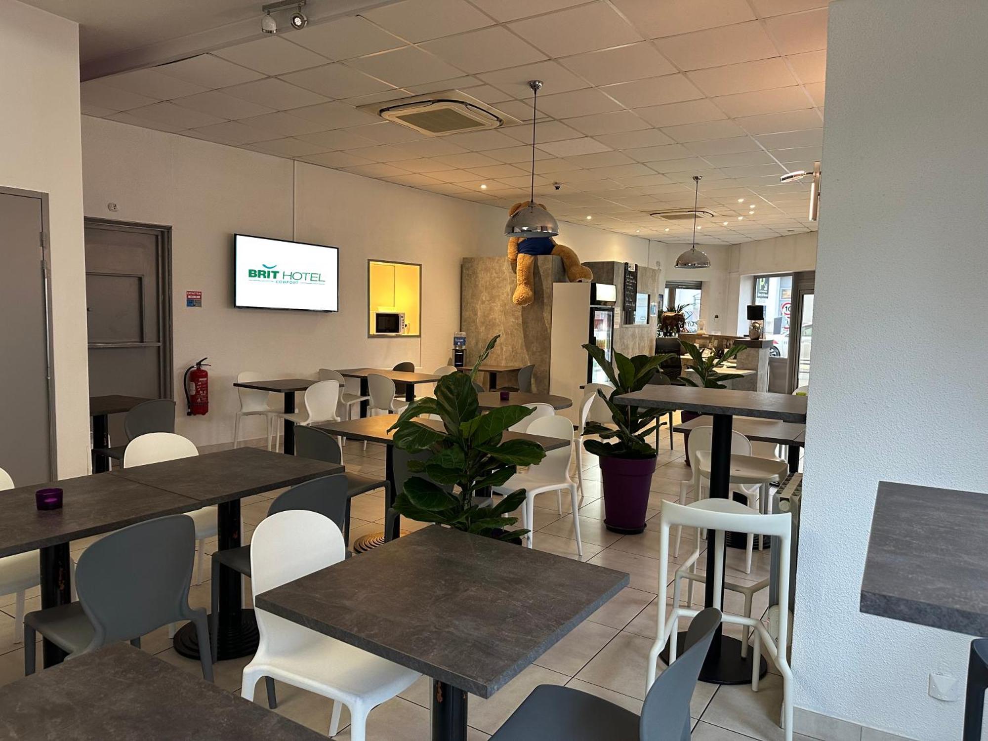 Brit Hotel Confort Nevers Centre Gare エクステリア 写真