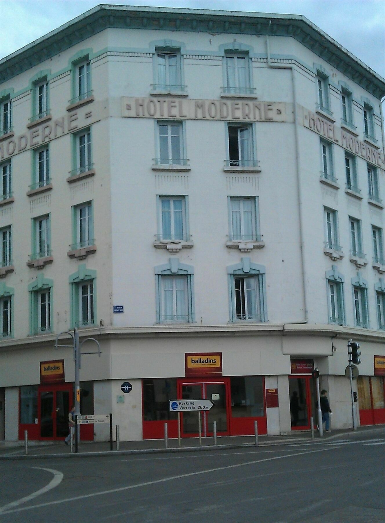 Brit Hotel Confort Nevers Centre Gare エクステリア 写真